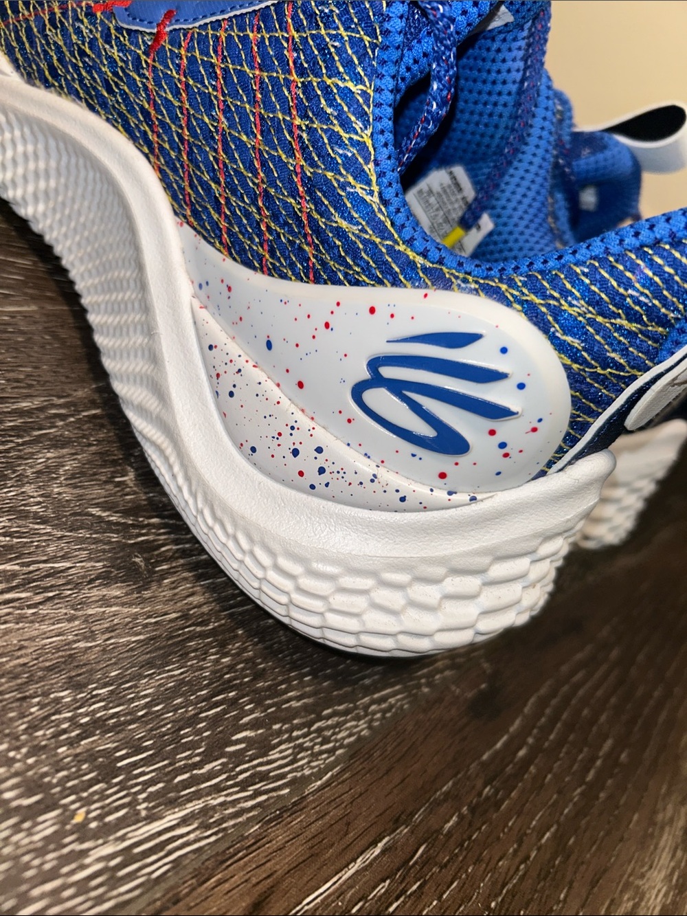 Under Armour Curry Flow 10 basketball shoes - Picture 4 of 10